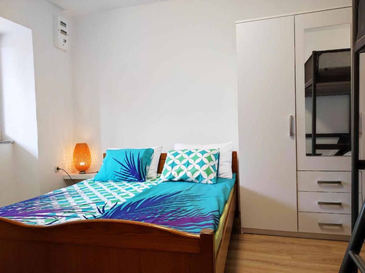 Apartment Rose Krk Town Luaran gambar